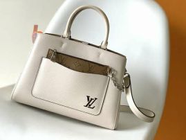 Picture of LV Lady Handbags _SKUfw155213481fw